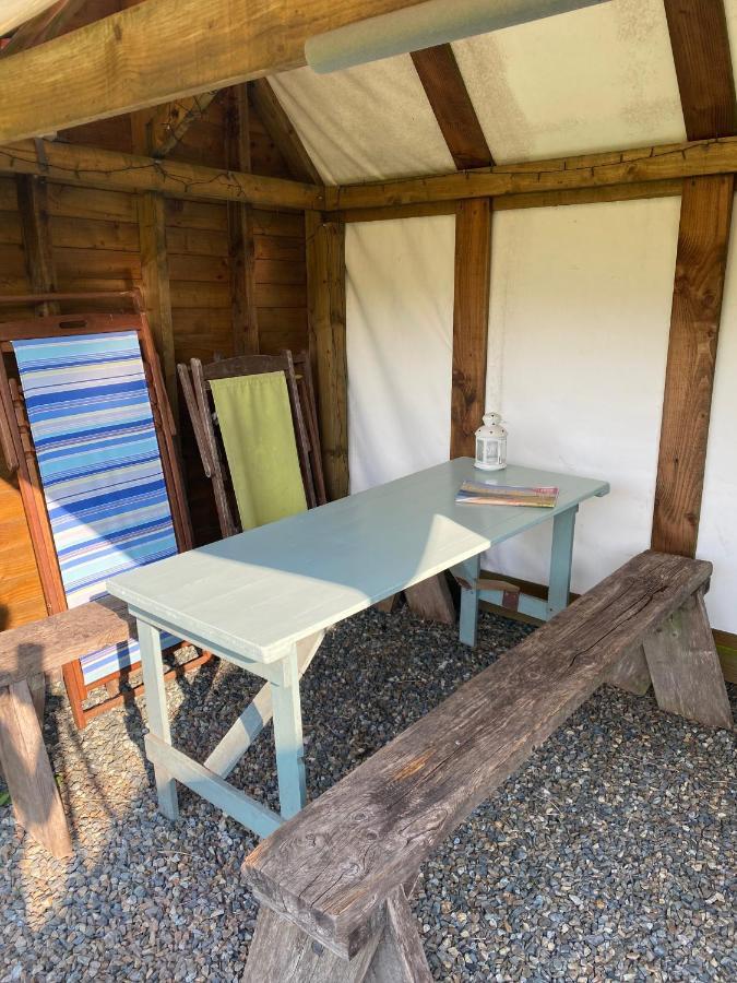 Mill Haven Place Glamping-Yurt 2 Haverfordwest Dış mekan fotoğraf